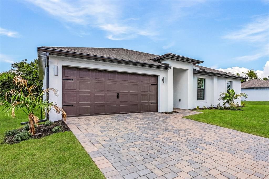 Activo con contrato: $279,900 (3 camas, 2 baños, 1270 Pies cuadrados)