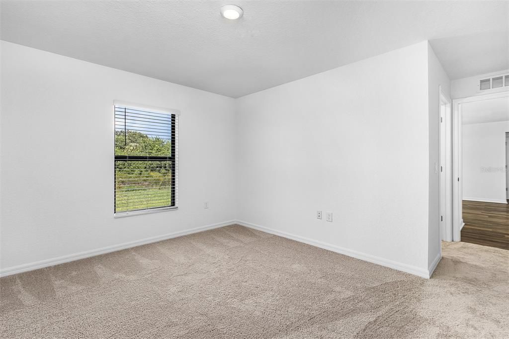 Activo con contrato: $279,900 (3 camas, 2 baños, 1270 Pies cuadrados)