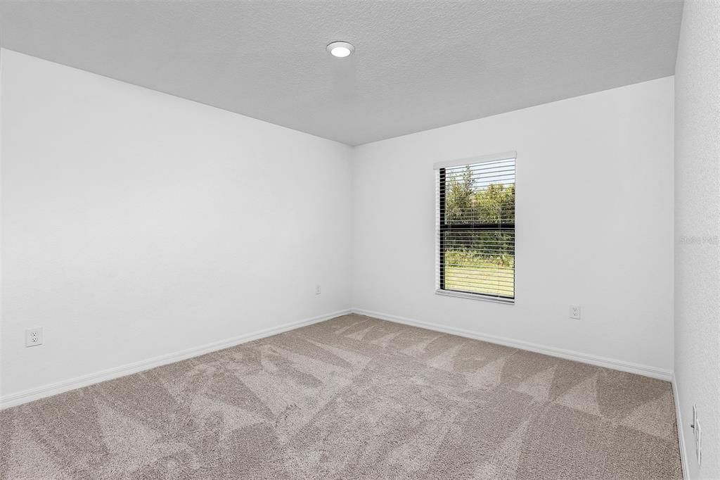 Activo con contrato: $279,900 (3 camas, 2 baños, 1270 Pies cuadrados)