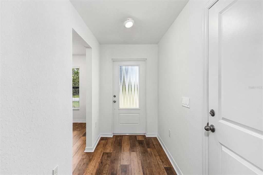 Activo con contrato: $279,900 (3 camas, 2 baños, 1270 Pies cuadrados)