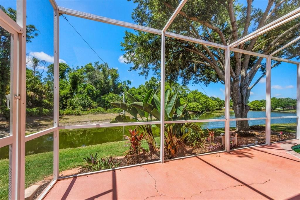 Activo con contrato: $659,000 (4 camas, 3 baños, 2740 Pies cuadrados)