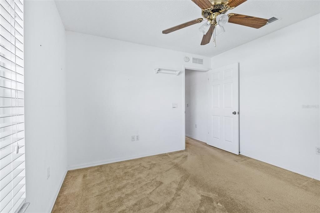 For Sale: $337,500 (3 beds, 2 baths, 1514 Square Feet)