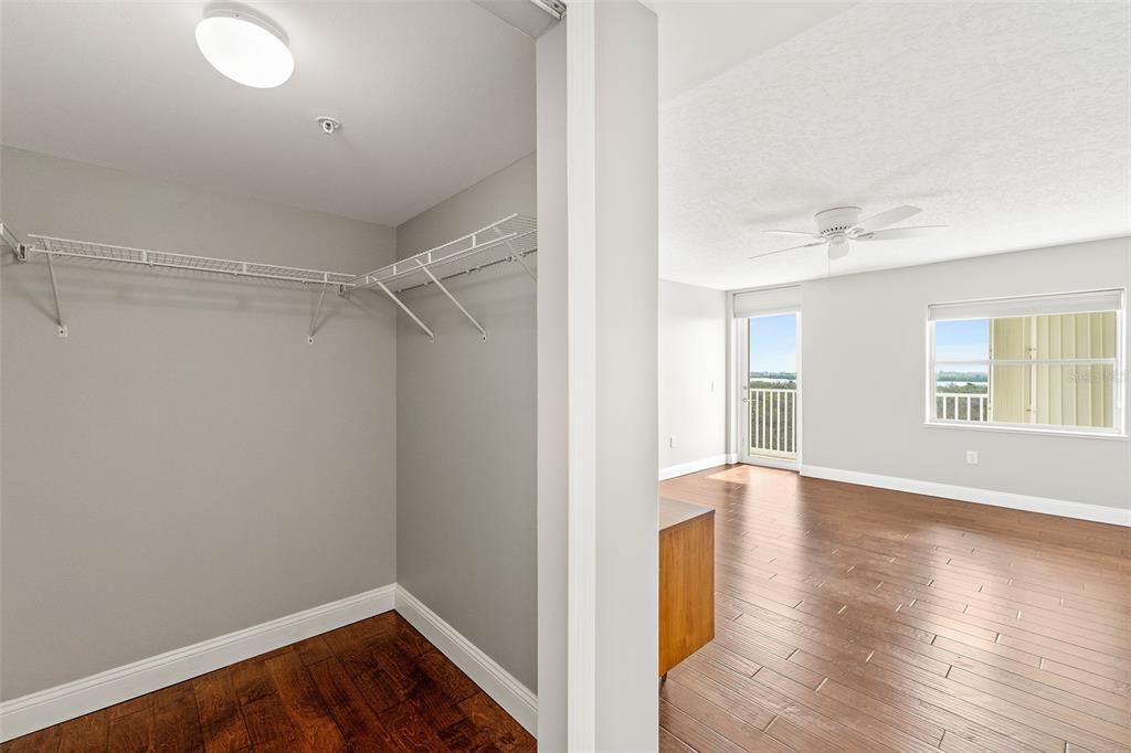 Active With Contract: $375,000 (3 beds, 2 baths, 1852 Square Feet)
