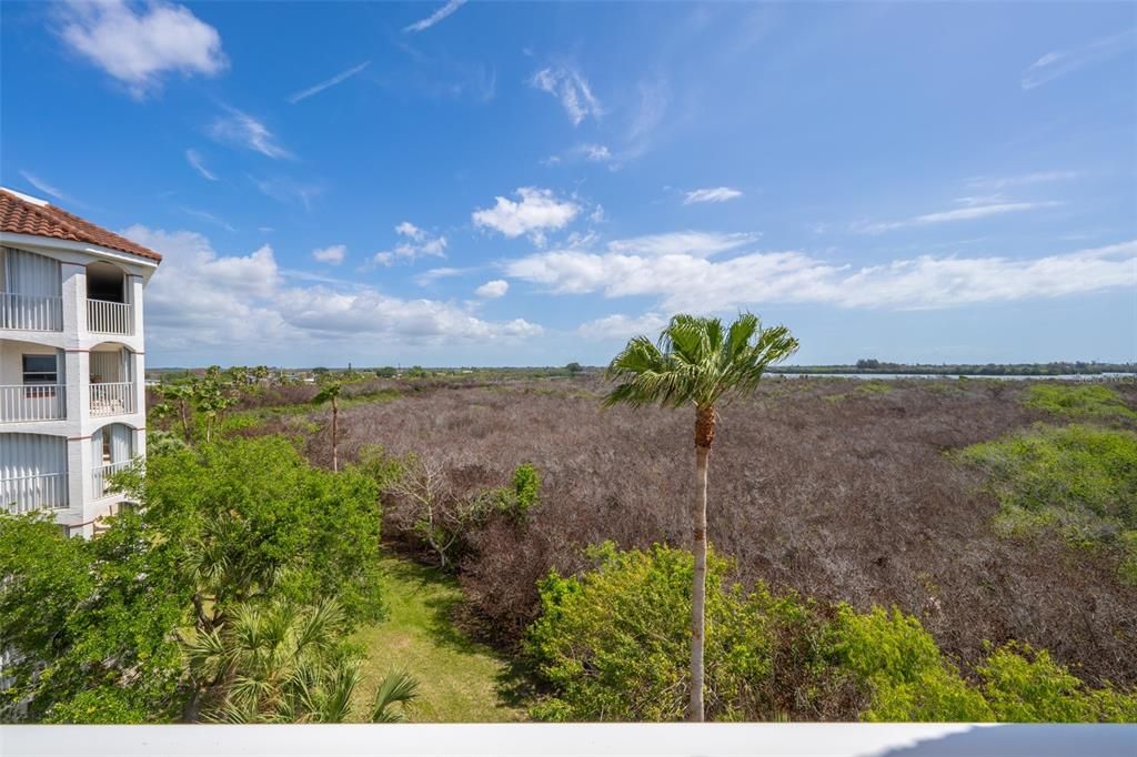 Active With Contract: $375,000 (3 beds, 2 baths, 1852 Square Feet)