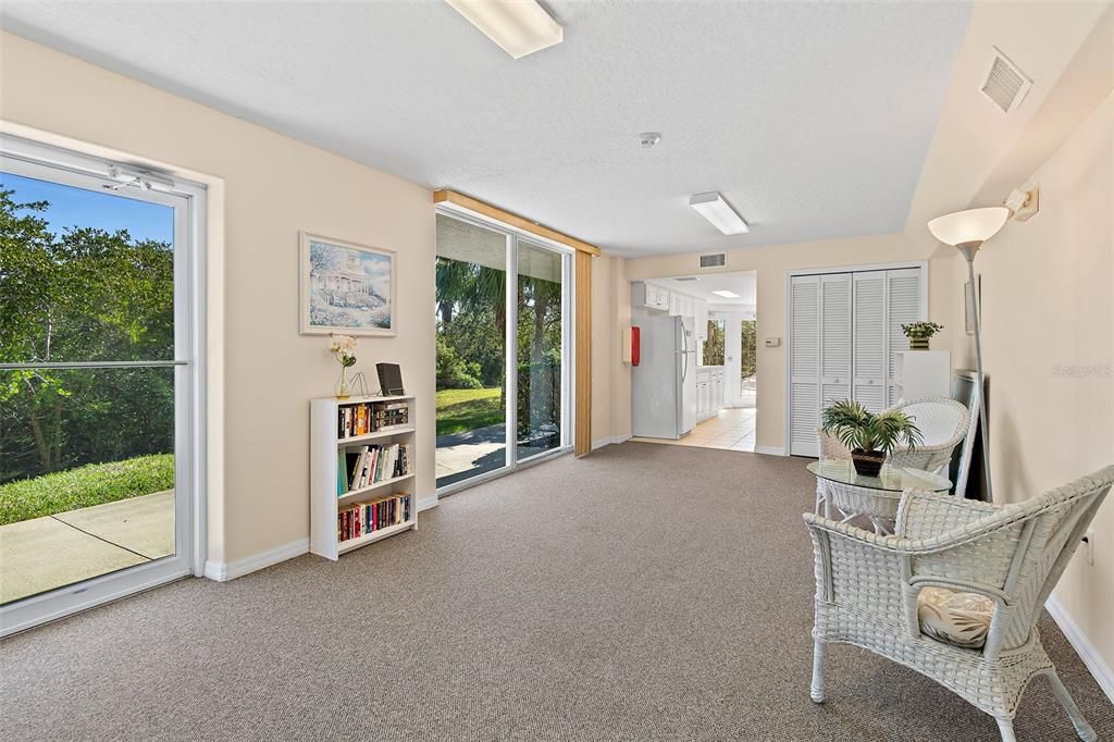 Active With Contract: $375,000 (3 beds, 2 baths, 1852 Square Feet)