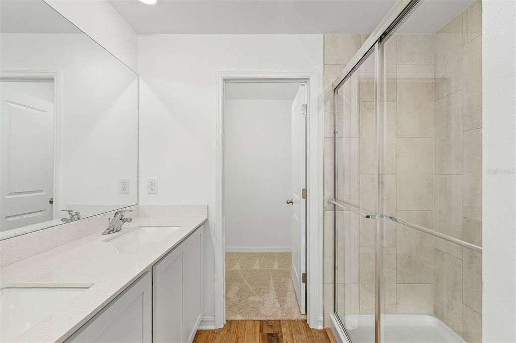 Active With Contract: $279,900 (3 beds, 2 baths, 1143 Square Feet)