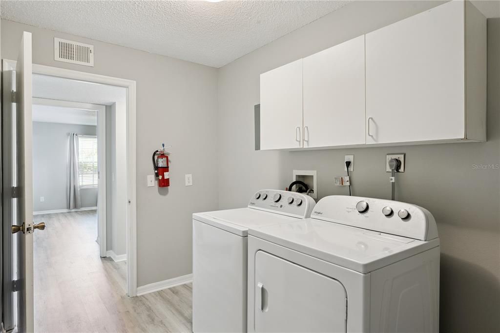 For Rent: $2,200 (3 beds, 2 baths, 1457 Square Feet)