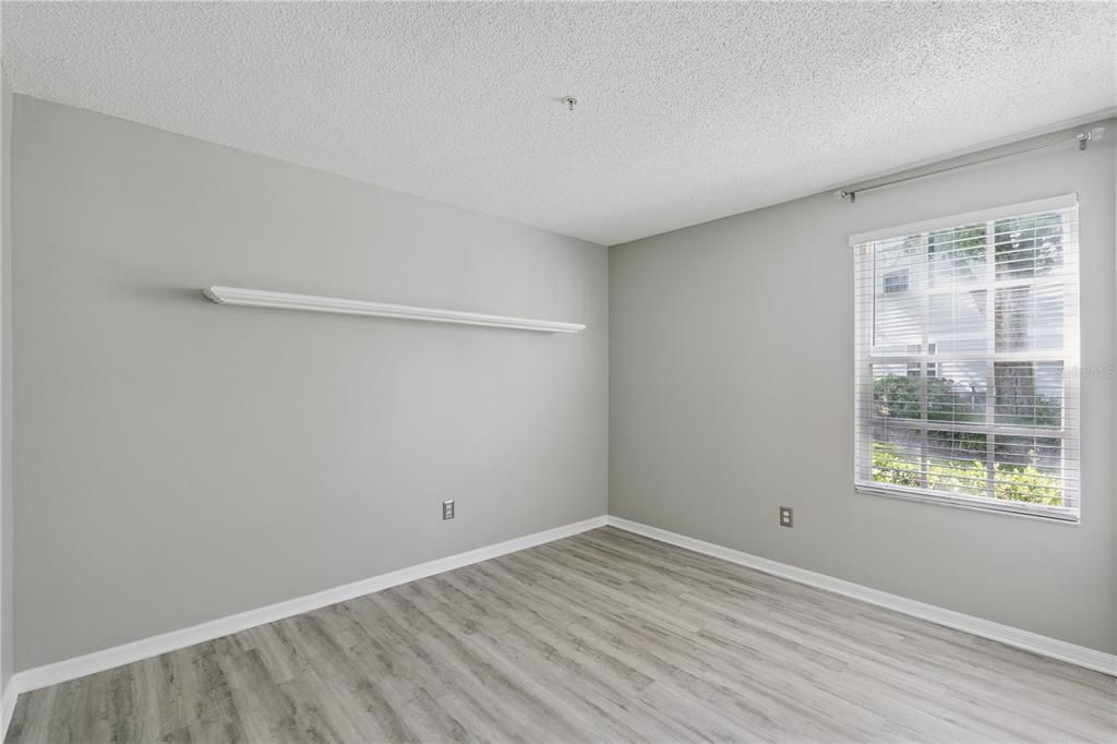 For Rent: $2,200 (3 beds, 2 baths, 1457 Square Feet)
