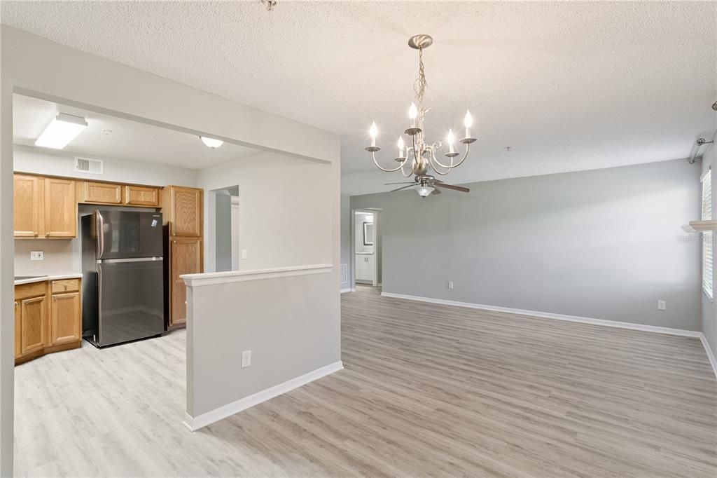 For Rent: $2,200 (3 beds, 2 baths, 1457 Square Feet)