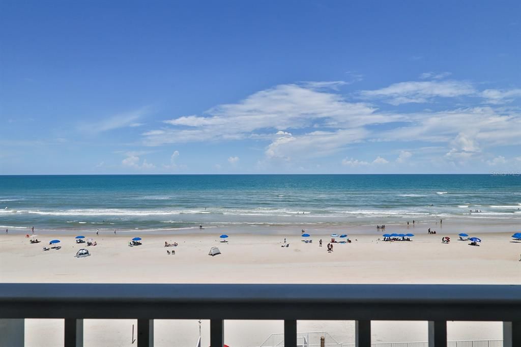 For Rent: $1,800 (1 beds, 1 baths, 441 Square Feet)