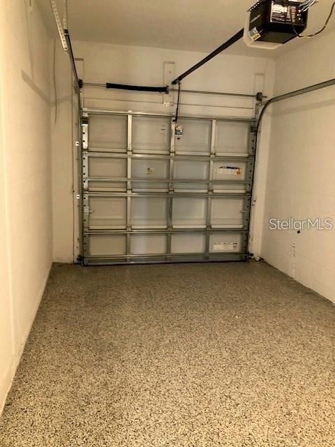 For Rent: $2,100 (3 beds, 2 baths, 1555 Square Feet)