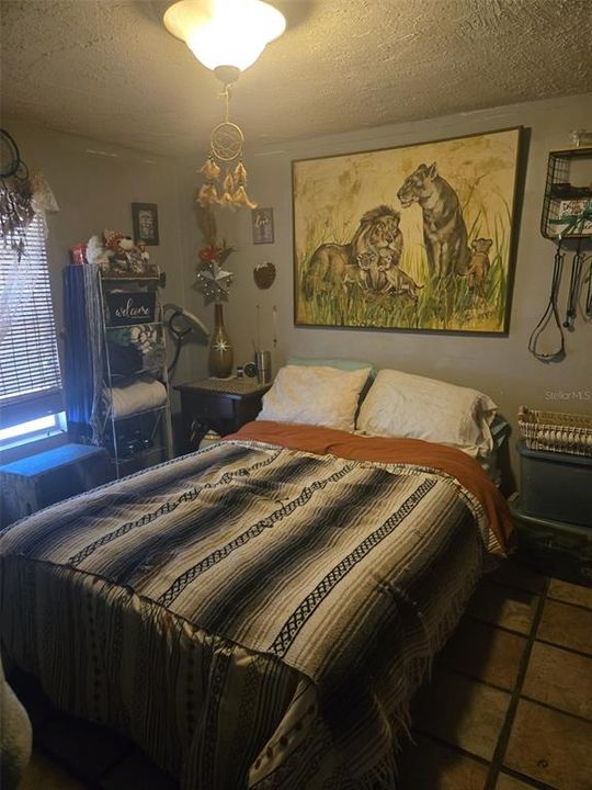 For Sale: $115,000 (1 beds, 1 baths, 672 Square Feet)