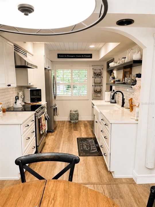 Activo con contrato: $219,900 (2 camas, 2 baños, 1354 Pies cuadrados)