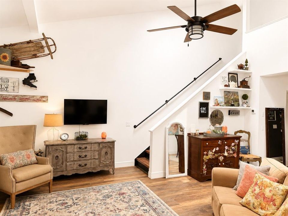 Activo con contrato: $219,900 (2 camas, 2 baños, 1354 Pies cuadrados)