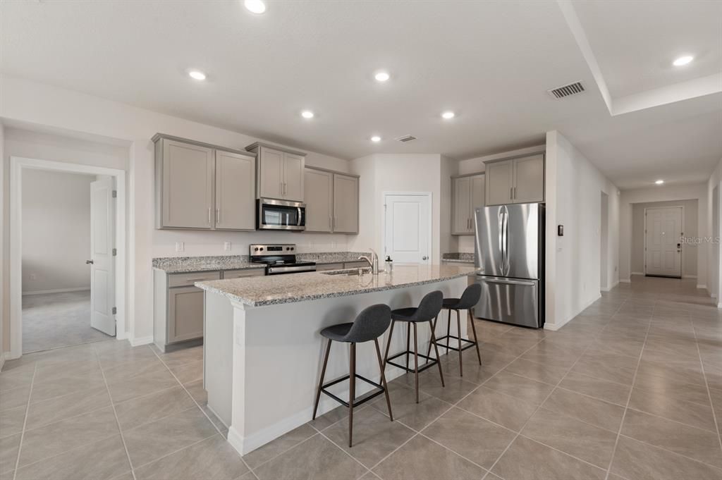 Active With Contract: $3,200 (4 beds, 3 baths, 2787 Square Feet)
