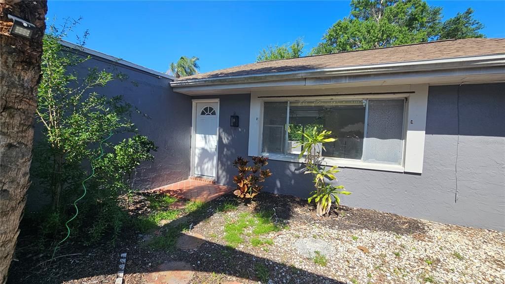 For Sale: $179,900 (2 beds, 2 baths, 1334 Square Feet)