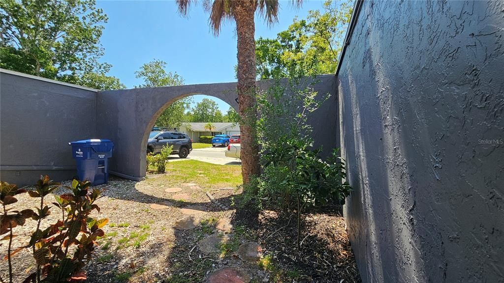 For Sale: $179,900 (2 beds, 2 baths, 1334 Square Feet)