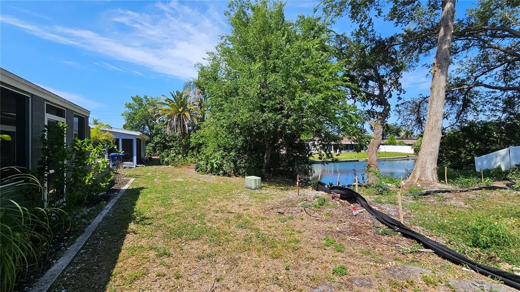 For Sale: $179,900 (2 beds, 2 baths, 1334 Square Feet)