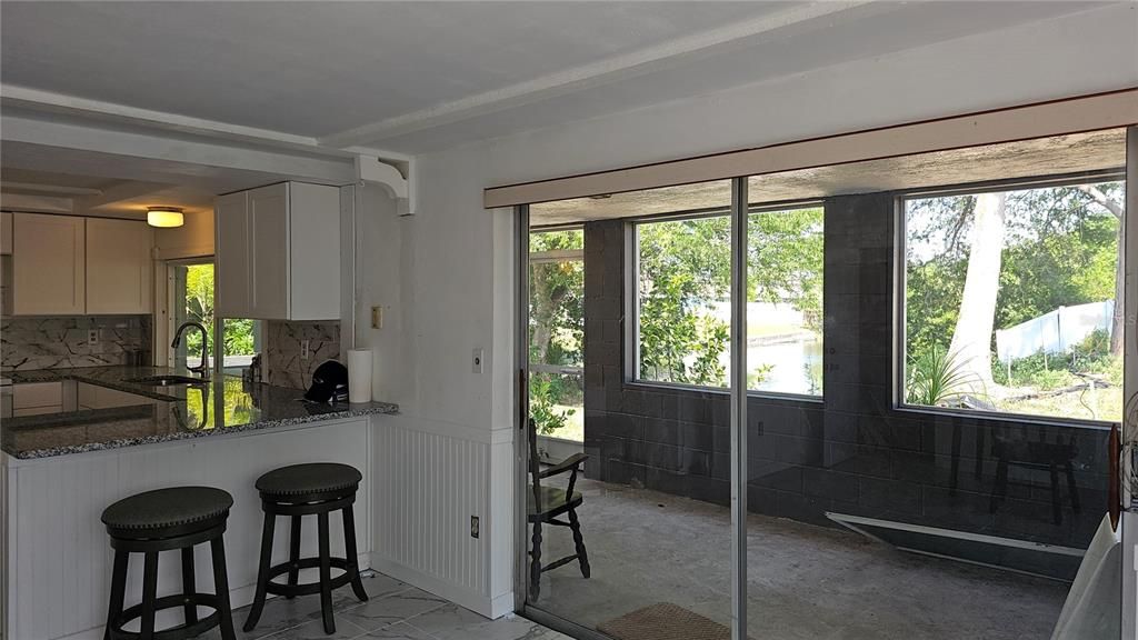 For Sale: $179,900 (2 beds, 2 baths, 1334 Square Feet)
