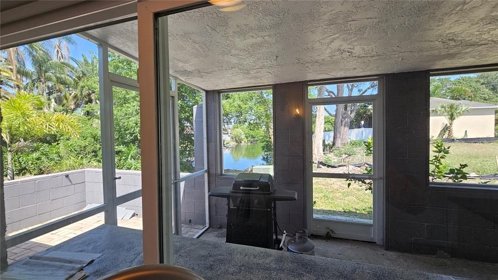 For Sale: $179,900 (2 beds, 2 baths, 1334 Square Feet)