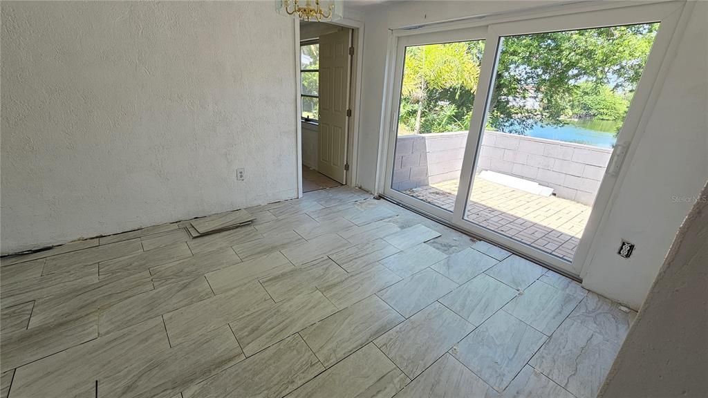 For Sale: $179,900 (2 beds, 2 baths, 1334 Square Feet)