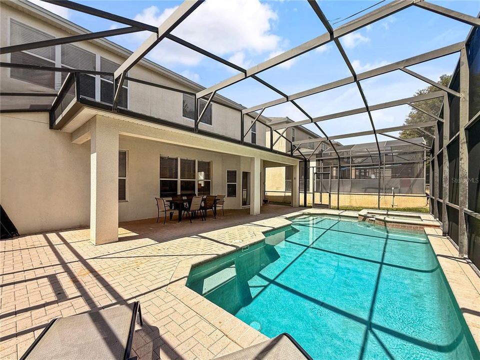 Active With Contract: $620,000 (6 beds, 4 baths, 2812 Square Feet)