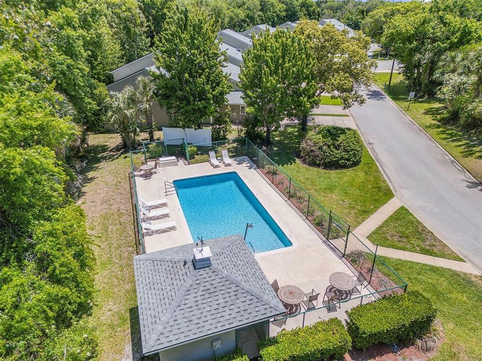 For Sale: $315,000 (2 beds, 2 baths, 1408 Square Feet)
