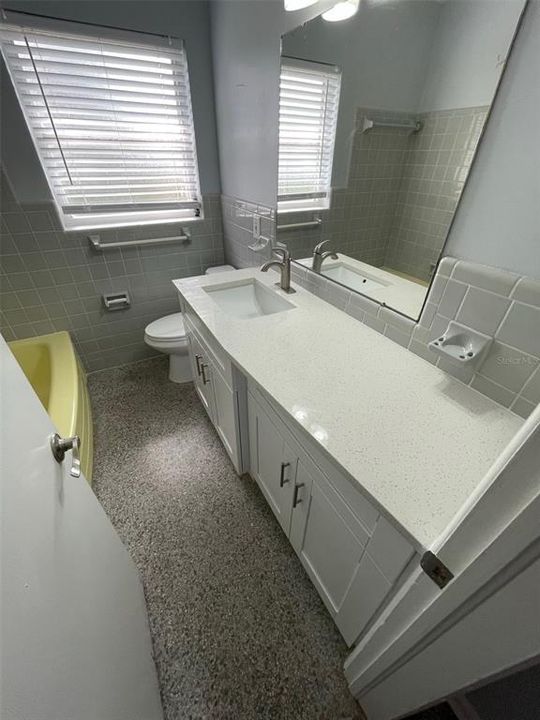 For Rent: $2,450 (3 beds, 2 baths, 1496 Square Feet)