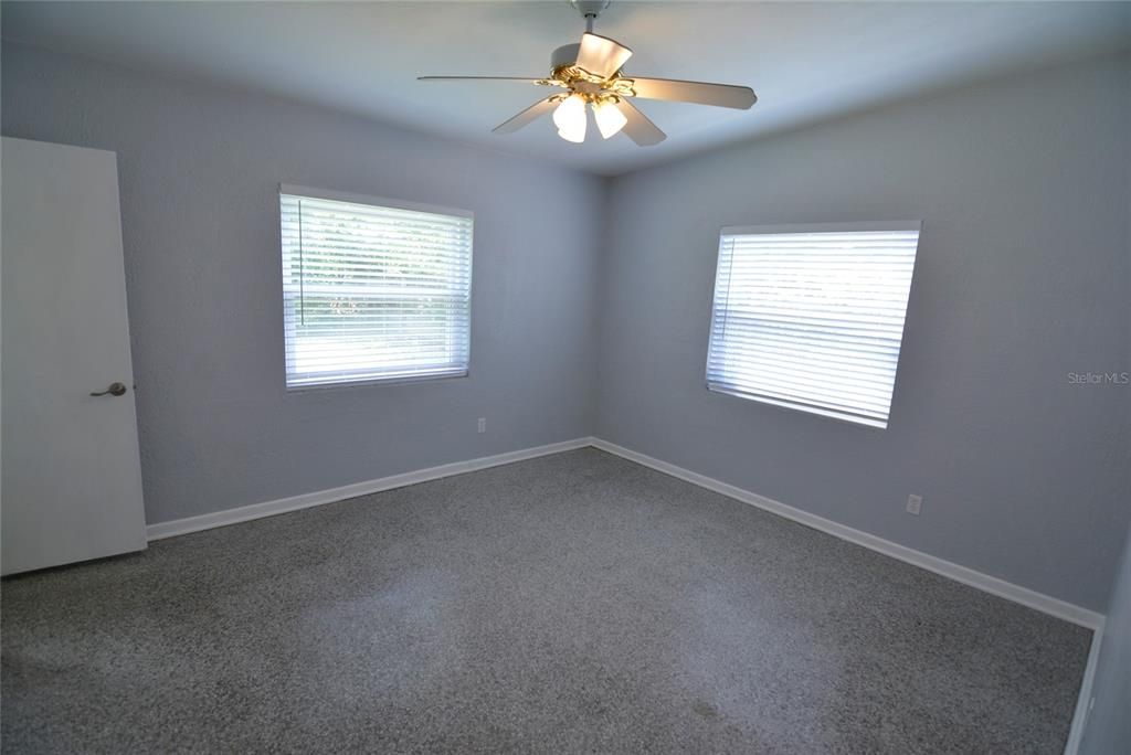 For Rent: $2,450 (3 beds, 2 baths, 1496 Square Feet)