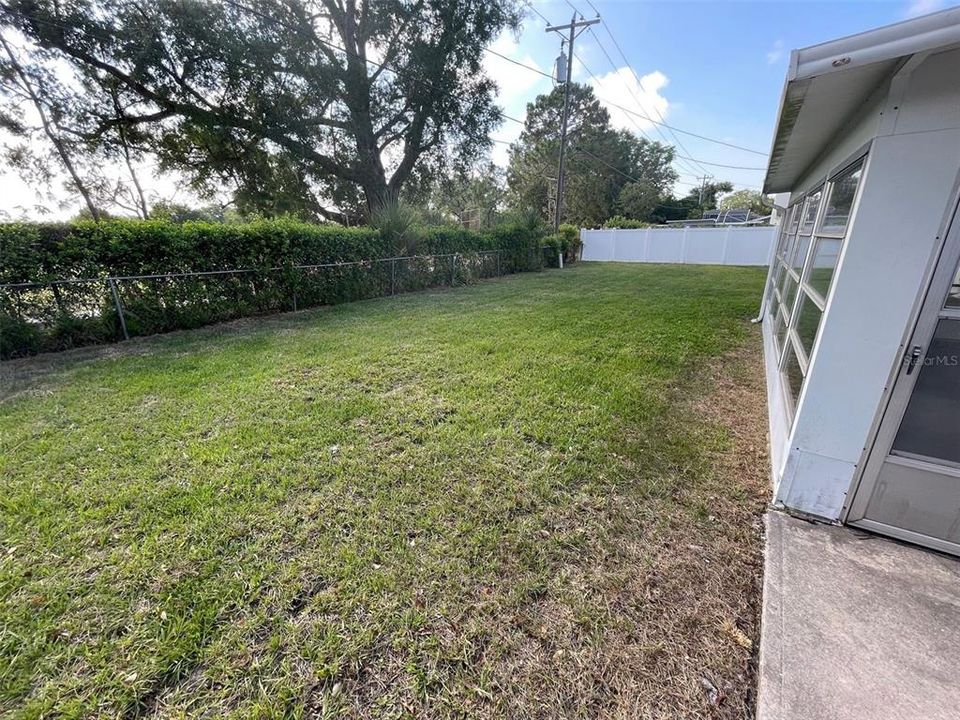 For Rent: $2,450 (3 beds, 2 baths, 1496 Square Feet)