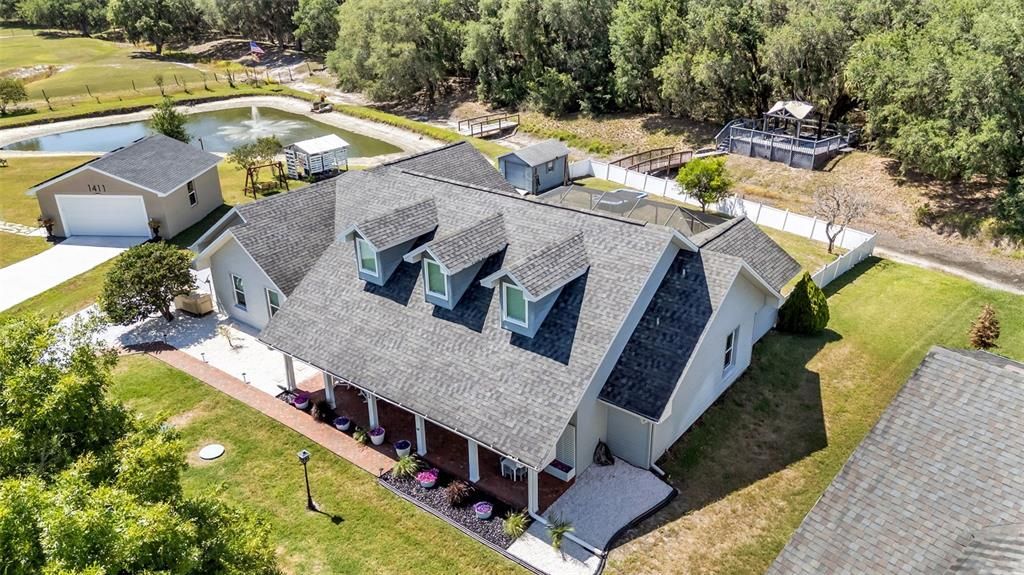 En Venta: $580,000 (4 camas, 2 baños, 3086 Pies cuadrados)