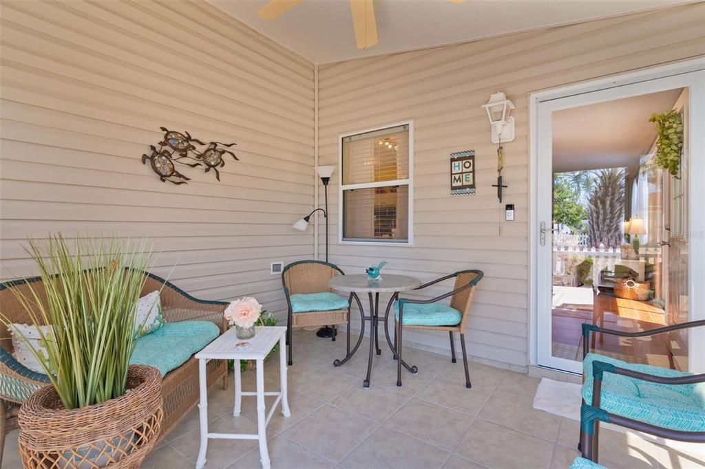 For Sale: $279,000 (2 beds, 2 baths, 1188 Square Feet)