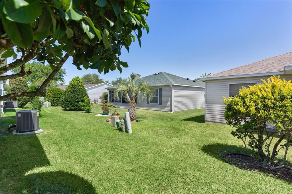 For Sale: $279,000 (2 beds, 2 baths, 1188 Square Feet)