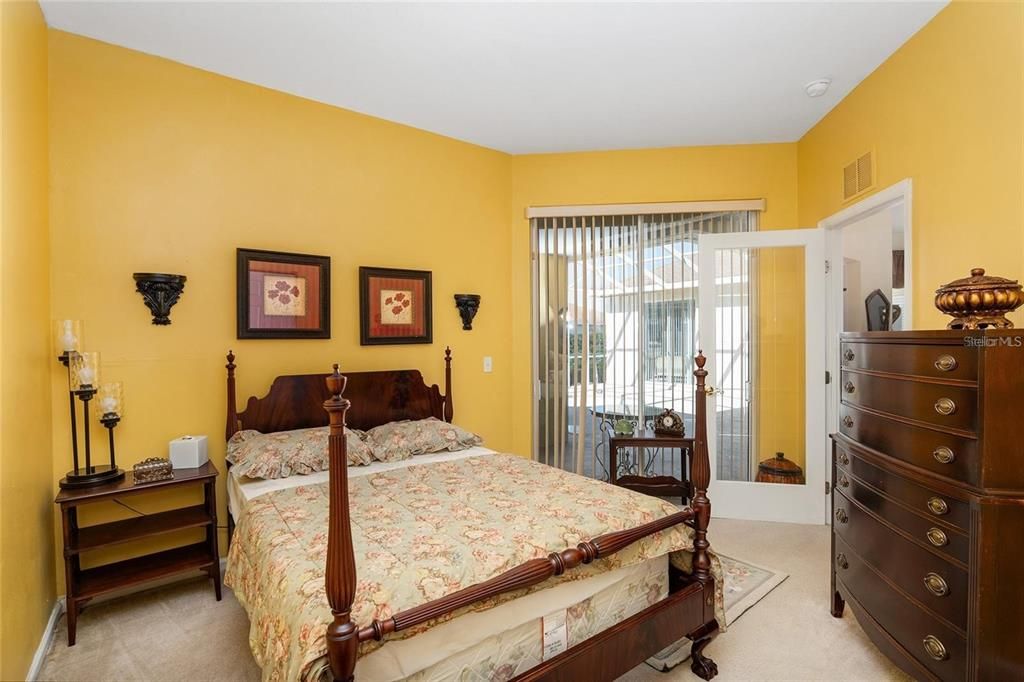For Sale: $304,900 (3 beds, 3 baths, 1781 Square Feet)