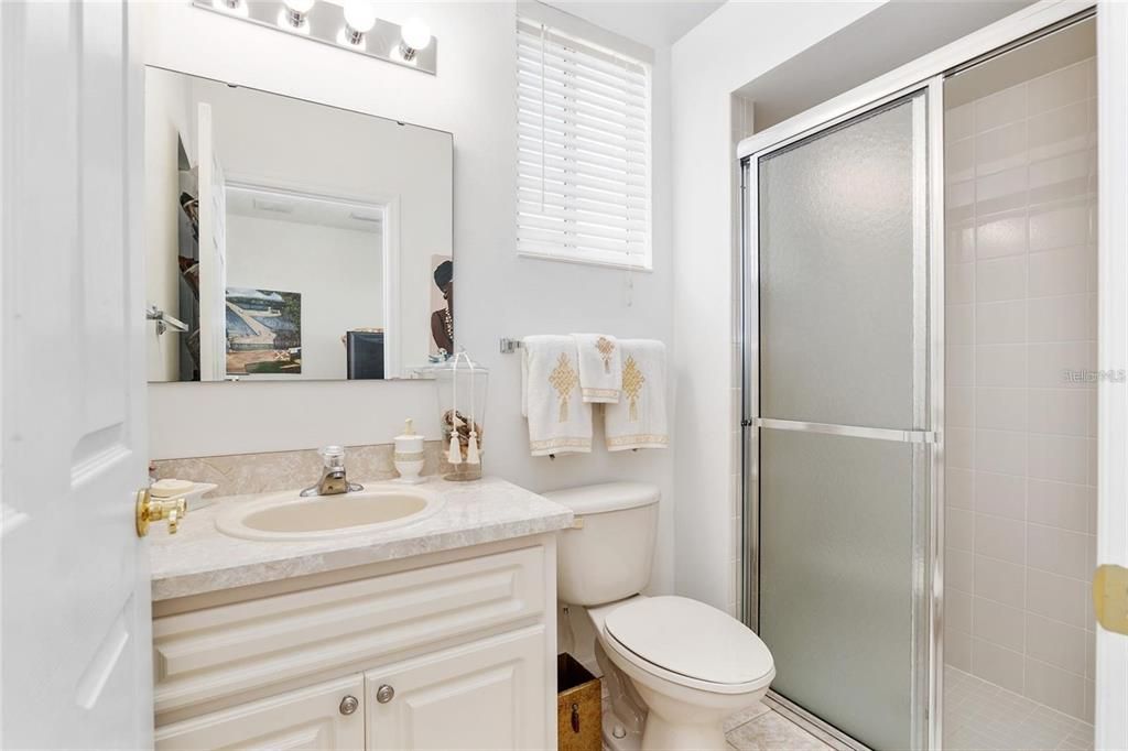 For Sale: $304,900 (3 beds, 3 baths, 1781 Square Feet)