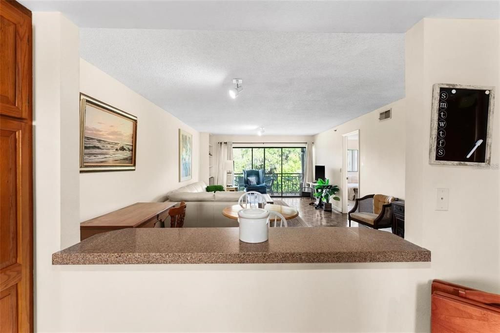 En Venta: $235,000 (2 camas, 2 baños, 1137 Pies cuadrados)