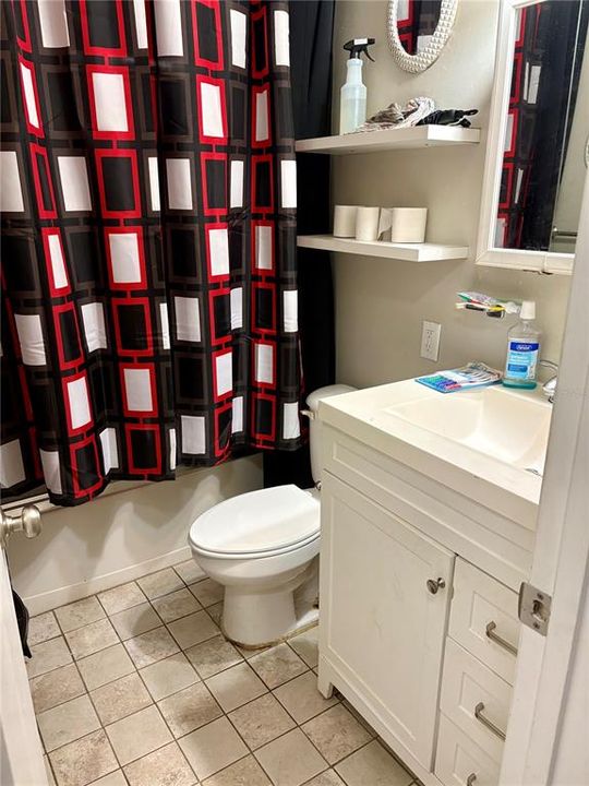 For Sale: $169,000 (3 beds, 1 baths, 936 Square Feet)