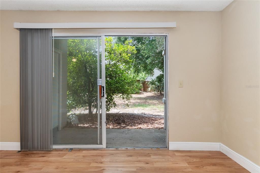 En Venta: $140,000 (2 camas, 2 baños, 950 Pies cuadrados)