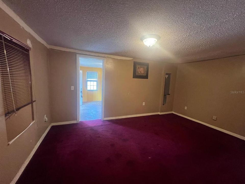 For Sale: $189,000 (2 beds, 2 baths, 1088 Square Feet)