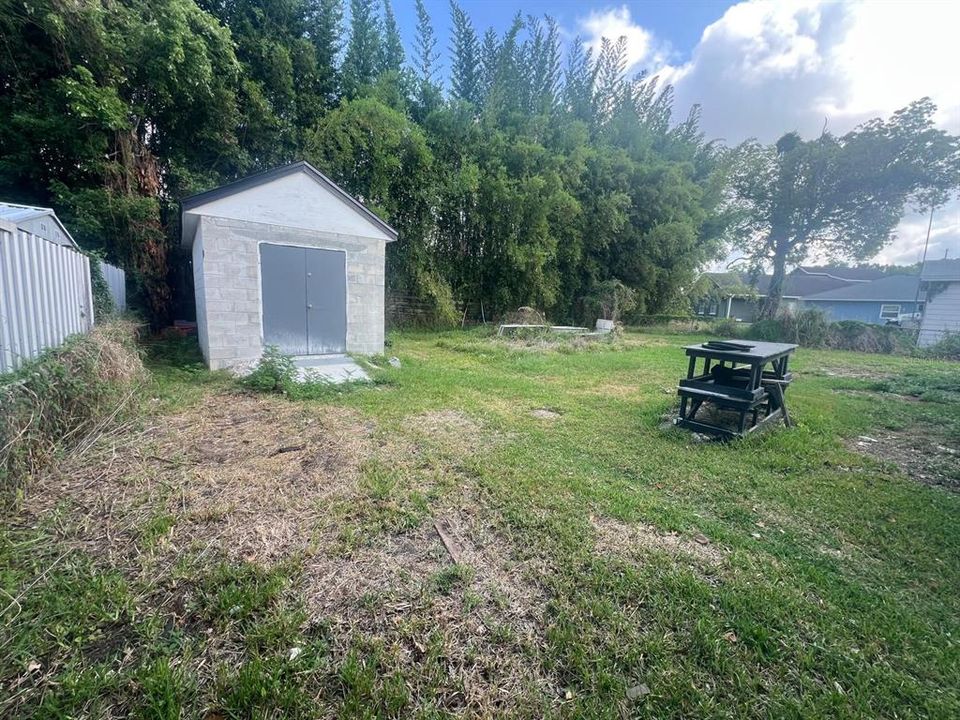 For Sale: $189,000 (2 beds, 2 baths, 1088 Square Feet)