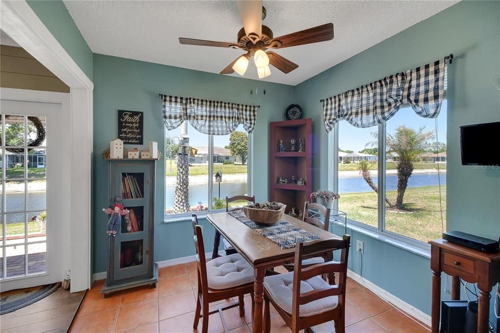 Activo con contrato: $259,900 (3 camas, 2 baños, 1735 Pies cuadrados)