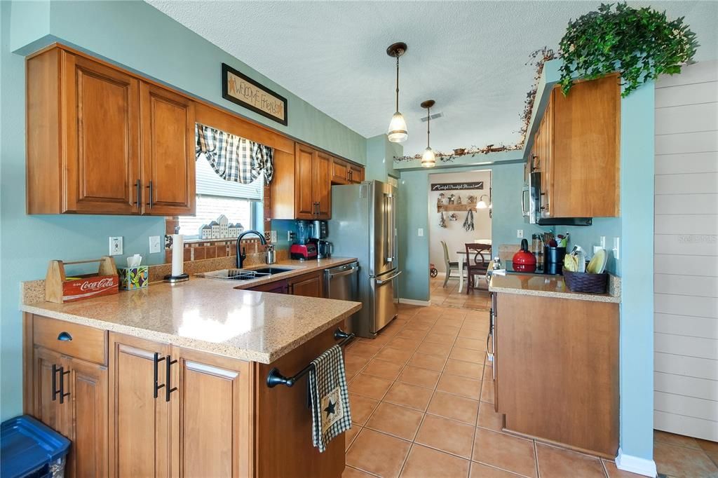 Activo con contrato: $259,900 (3 camas, 2 baños, 1735 Pies cuadrados)