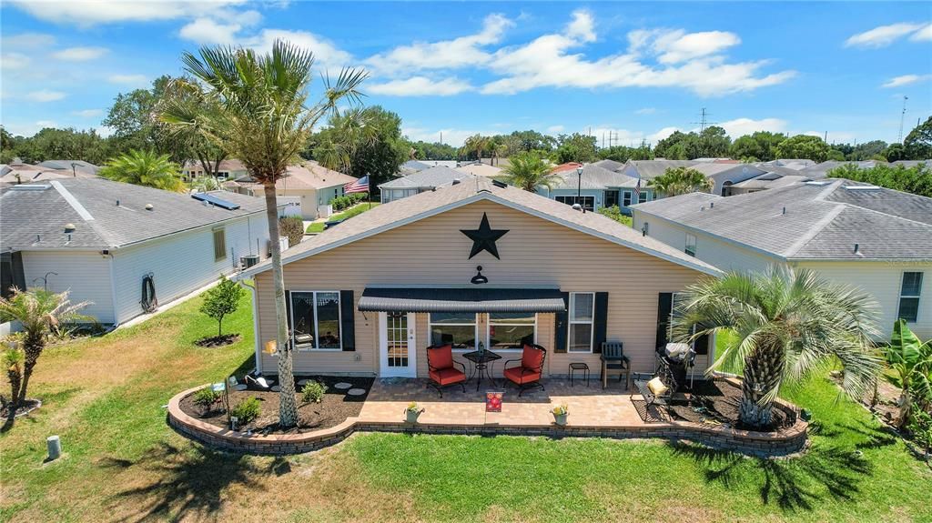 Activo con contrato: $259,900 (3 camas, 2 baños, 1735 Pies cuadrados)