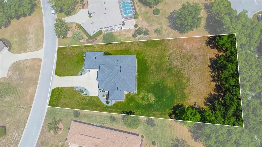 For Sale: $565,000 (3 beds, 2 baths, 2056 Square Feet)