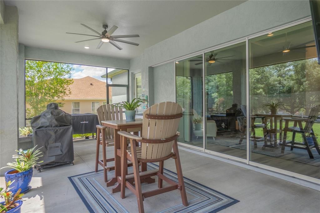 For Sale: $565,000 (3 beds, 2 baths, 2056 Square Feet)