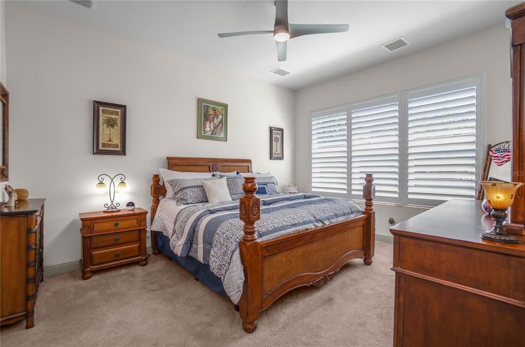 For Sale: $565,000 (3 beds, 2 baths, 2056 Square Feet)