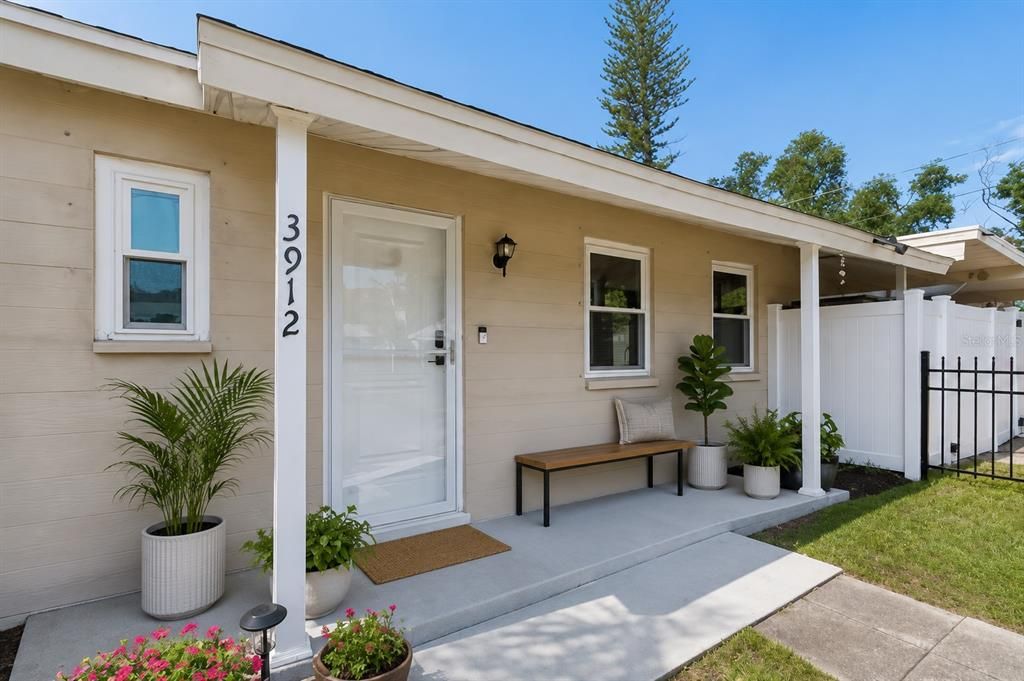 Active With Contract: $399,000 (4 beds, 2 baths, 1175 Square Feet)