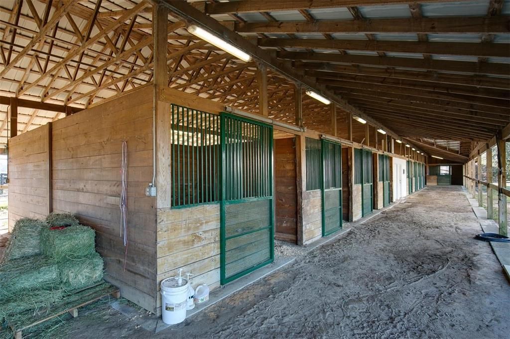 En Venta: $565,000 (20.01 acres)
