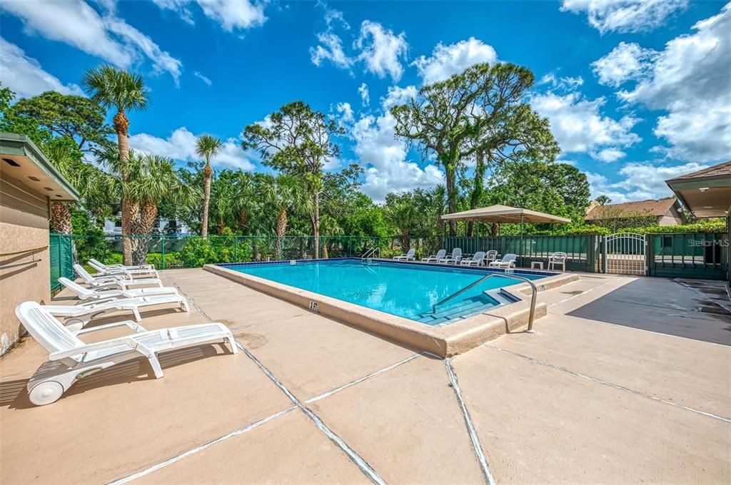 For Sale: $159,900 (2 beds, 2 baths, 1263 Square Feet)