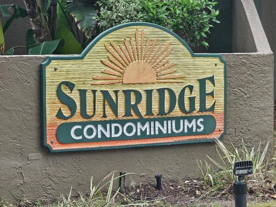 For Sale: $159,900 (2 beds, 2 baths, 1263 Square Feet)